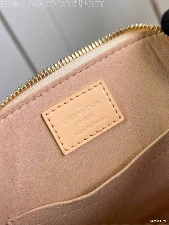 WIS BB-23.5*17.5*11.5cm VUITTON LOUIS ALMA 1207